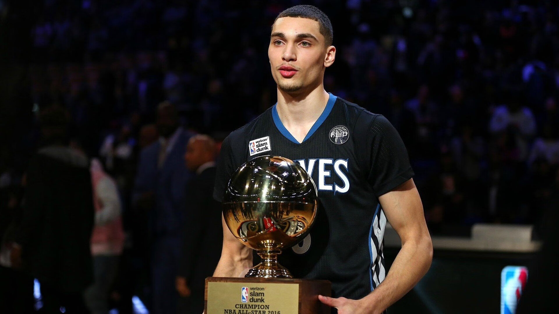 《Uzi:从菜鸟到传奇,电竞路上持续书写辉煌》,uzi的电竞路